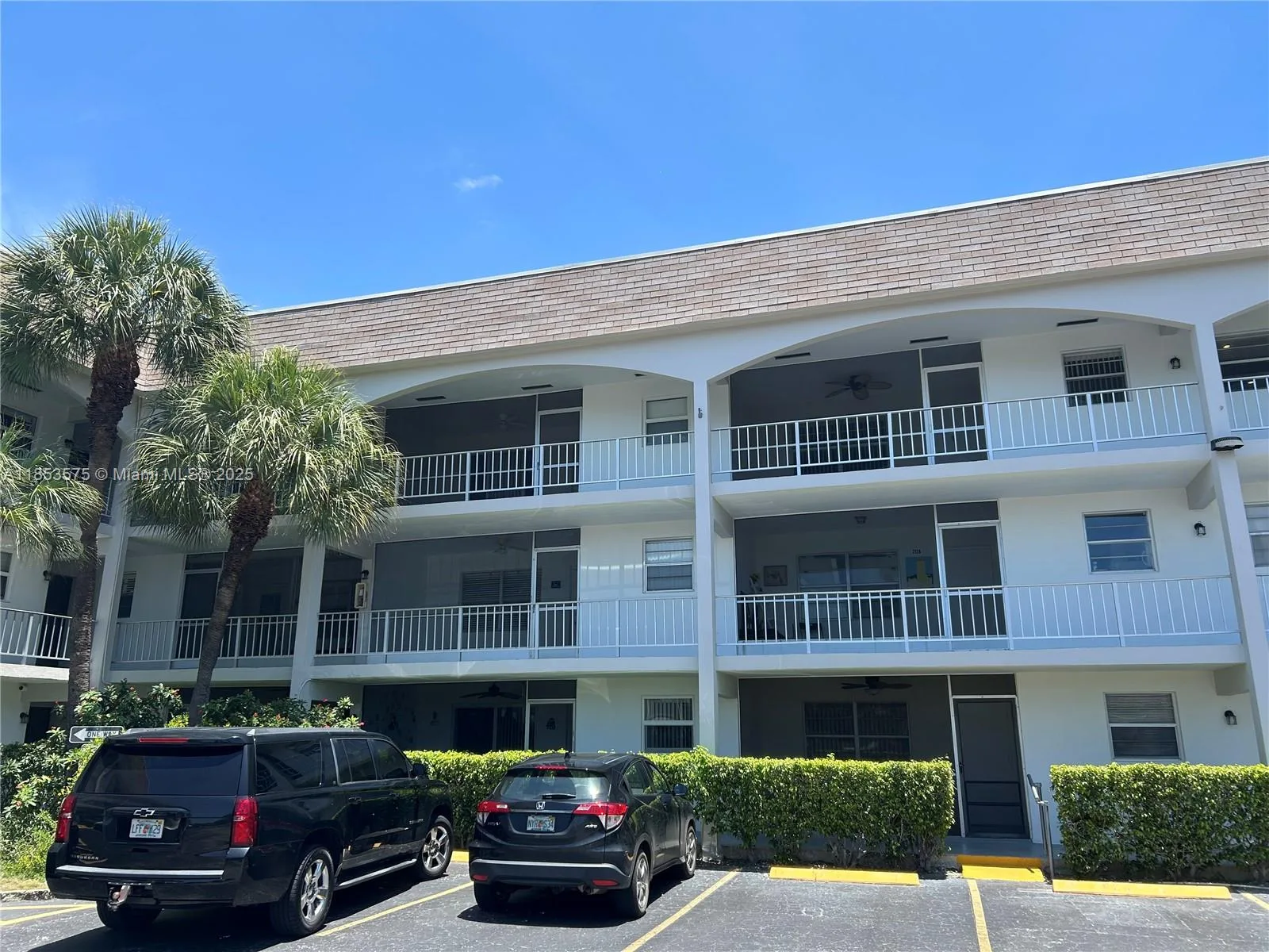 501 Blue Heron Dr # 110-A, Hallandale Beach, FL 33009