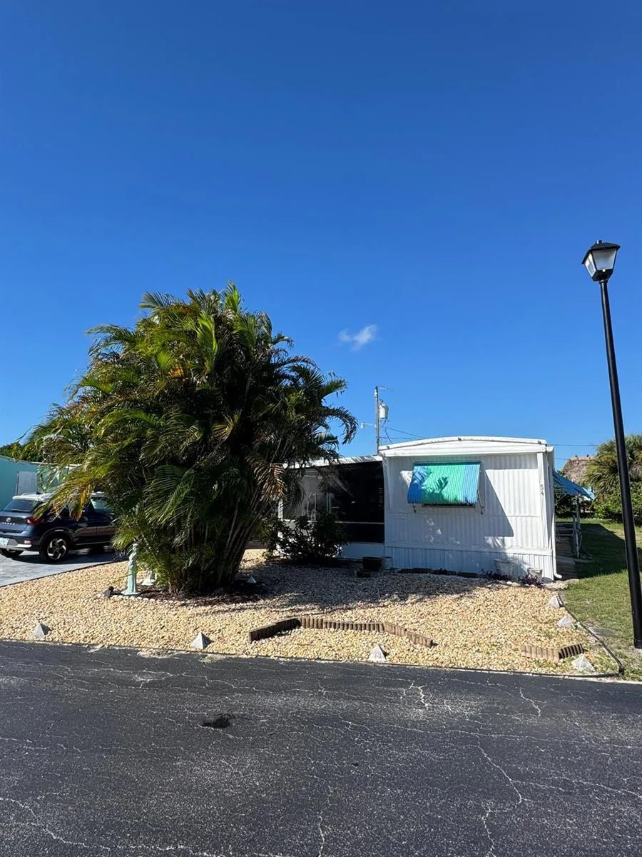 11055 SE Federal Highway # 54, Hobe Sound, FL 33455 photo 2