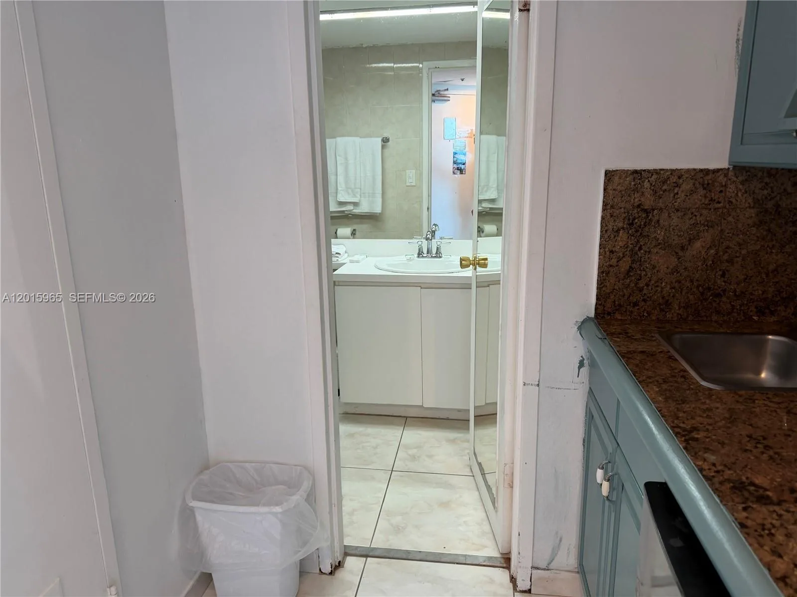5445 Collins Ave # 1606, Miami Beach, FL 33140 photo 4