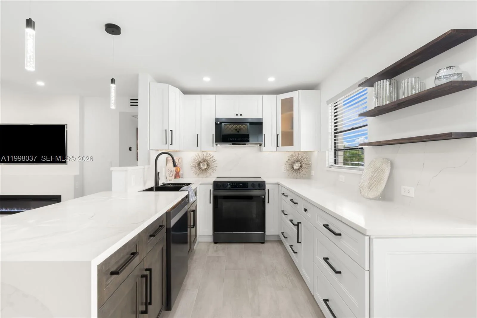 319 Preston H # 319, Boca Raton, FL 33434 photo 2
