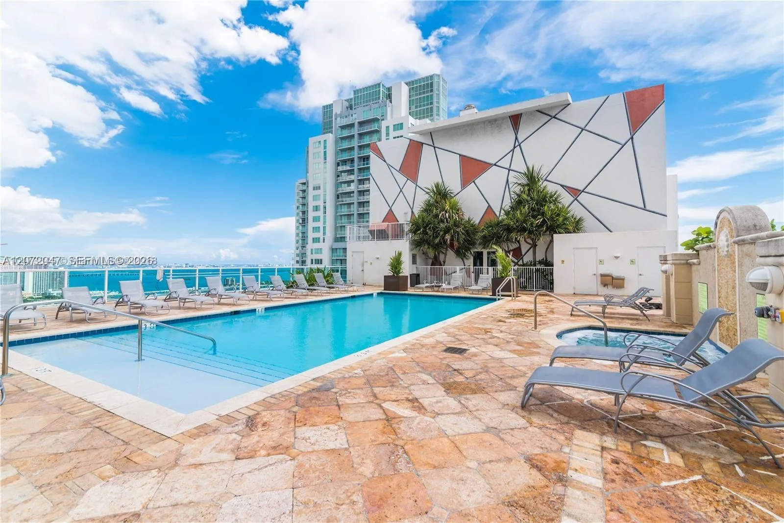 133 NE 2nd Ave # 2808, Miami, FL 33132 photo 13