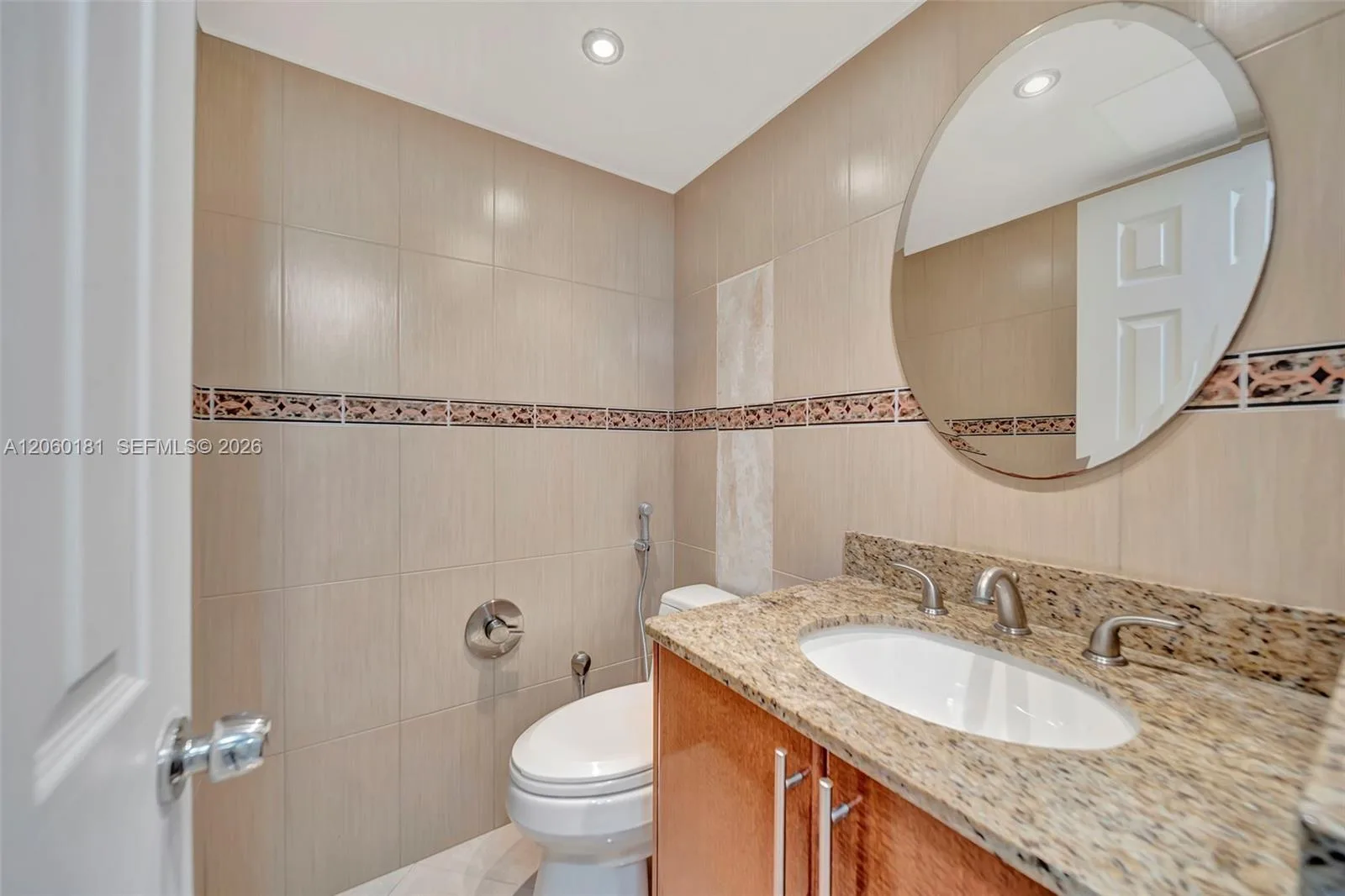 200 172nd St # 220, Sunny Isles Beach, FL 33160 photo 13
