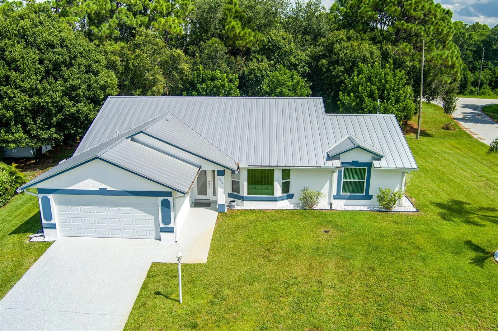 1901 SW Yellowtail Avenue, Port St. Lucie, FL 34953 photo 3