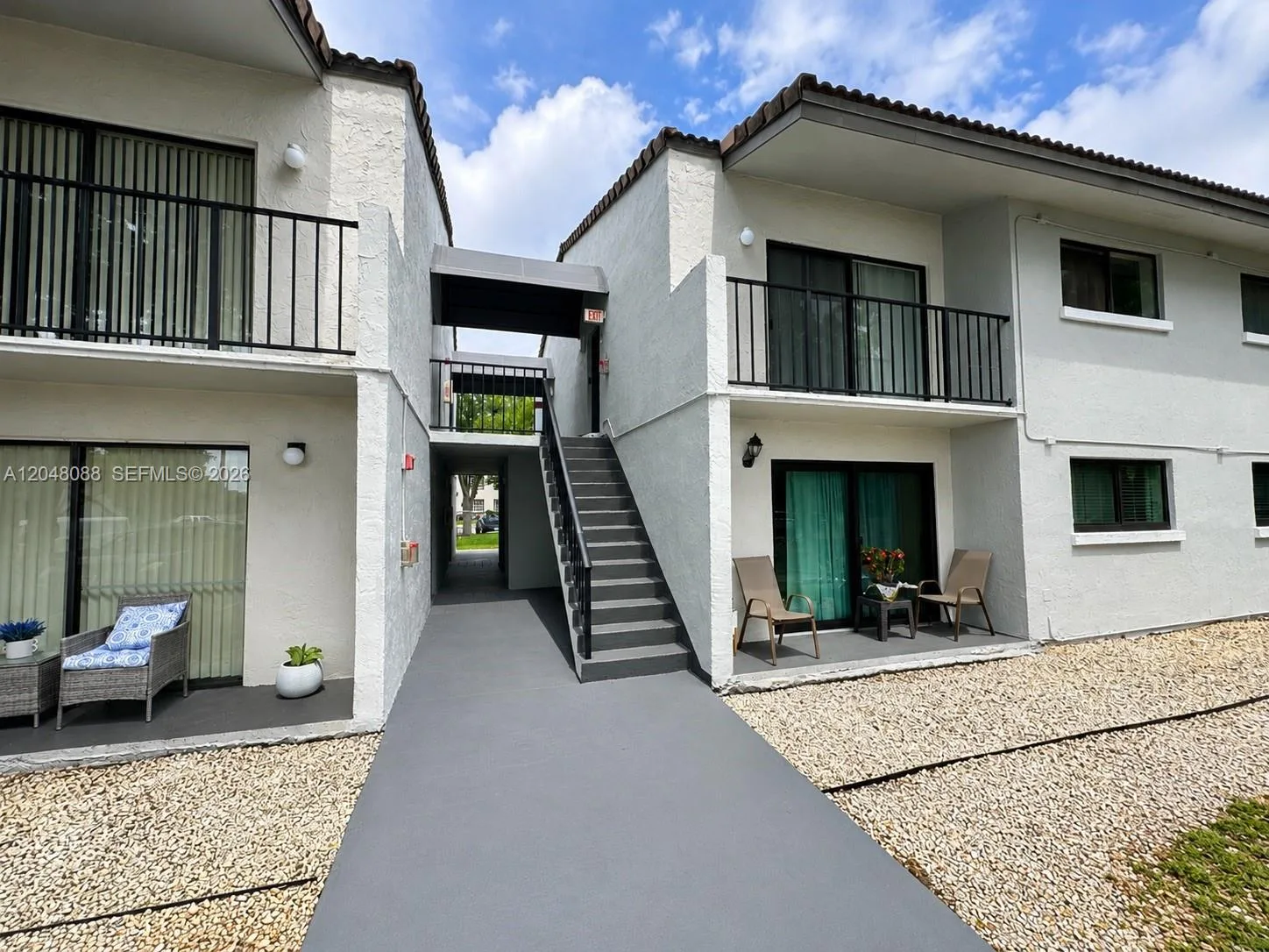 7095 NW 179th St # 209, Hialeah, FL 33015