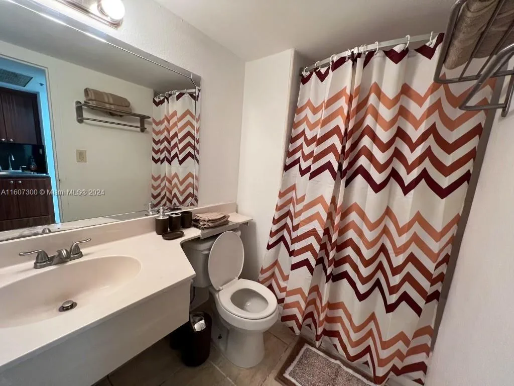 19201 Collins Ave # 428, Sunny Isles Beach, FL 33160 photo 10