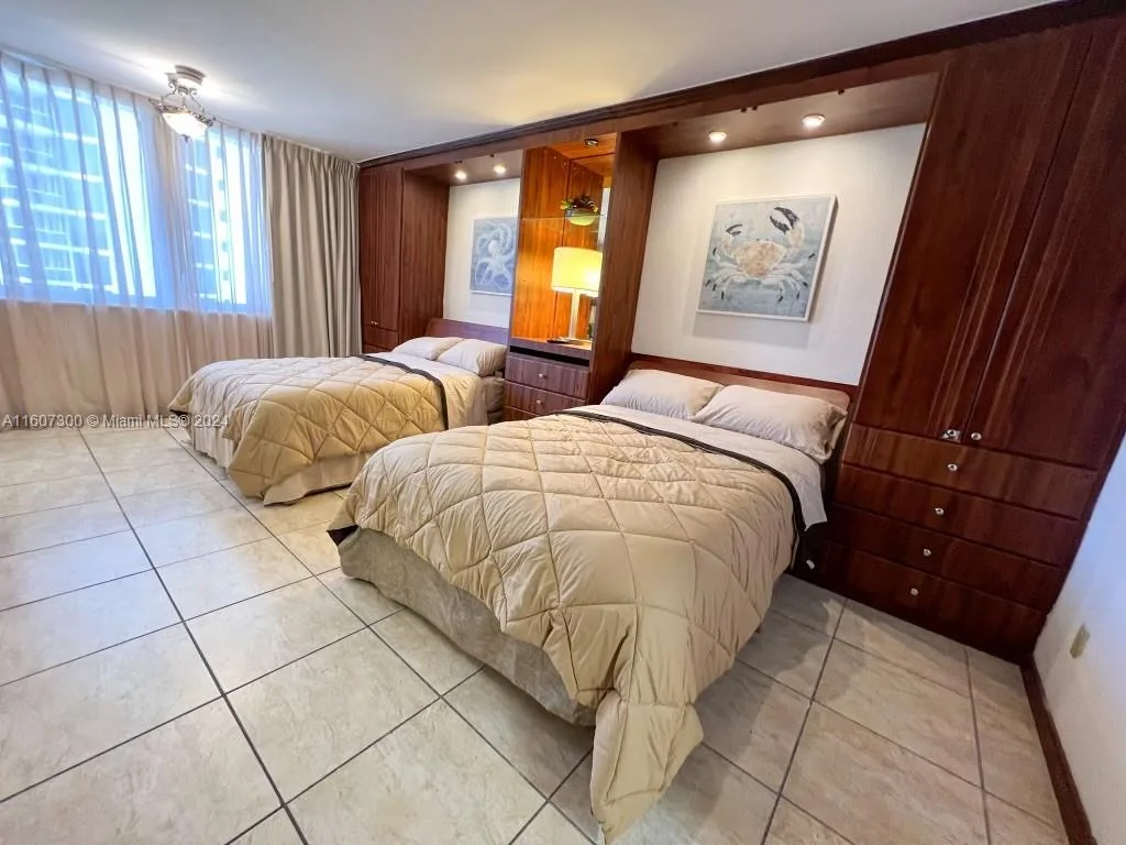 19201 Collins Ave # 428, Sunny Isles Beach, FL 33160 photo 12