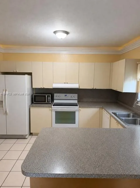 14803 SW 9th Ln # 0, Miami, FL 33194 photo 3
