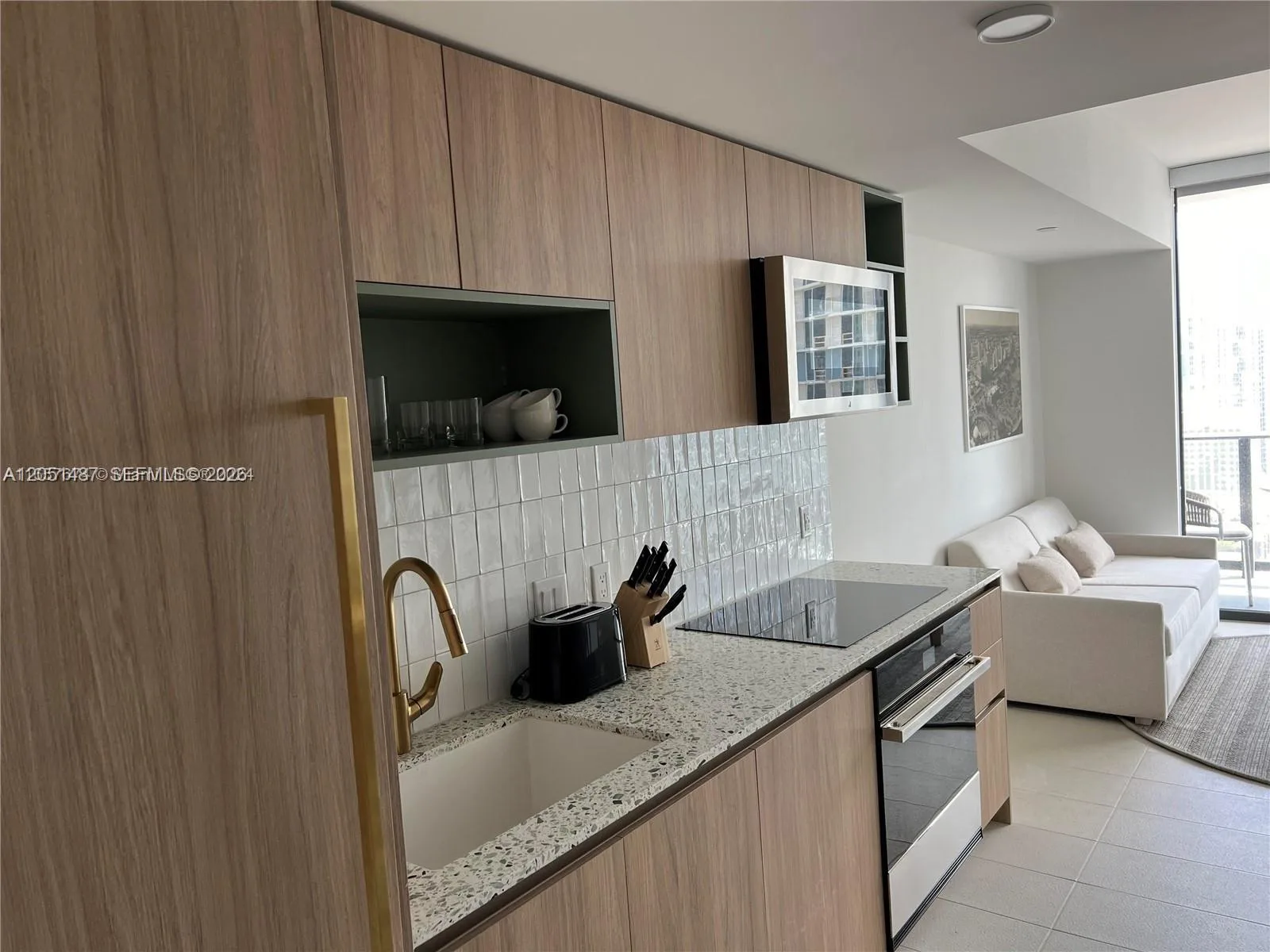 159 NE 6th St # 2807, Miami, FL 33132 photo 4
