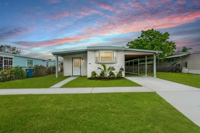 2531 Chatham Way NE, Palm Bay, FL 32905