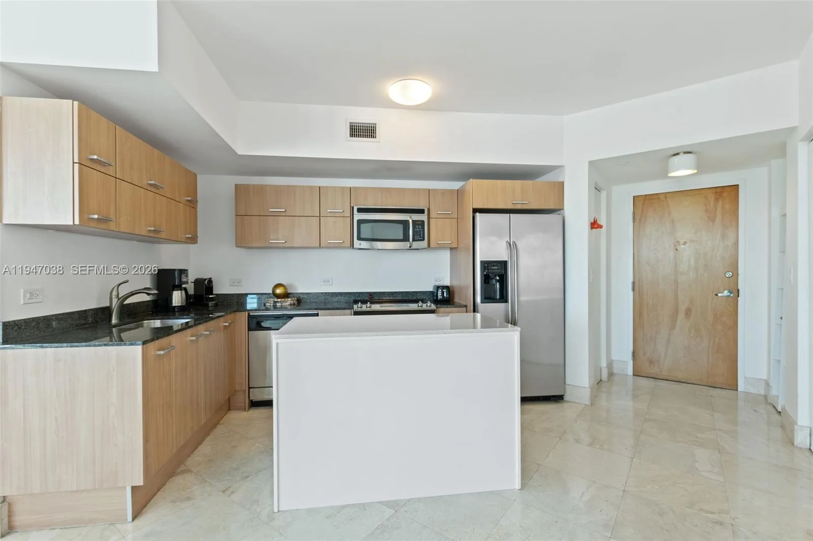 350 S Miami Ave # 3501, Miami, FL 33130 photo 10