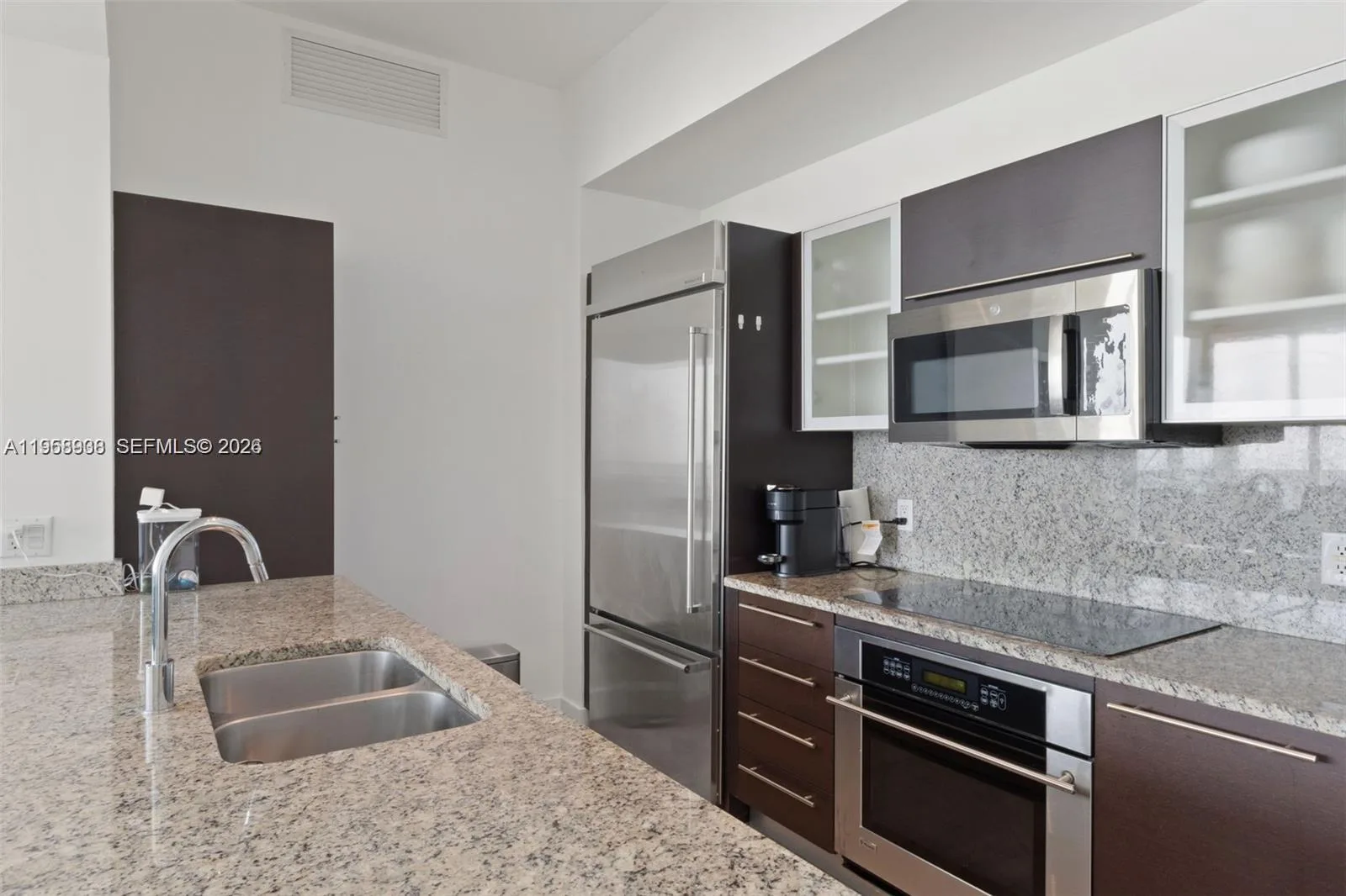 950 Brickell Bay Dr # 4411, Miami, FL 33131 photo 10