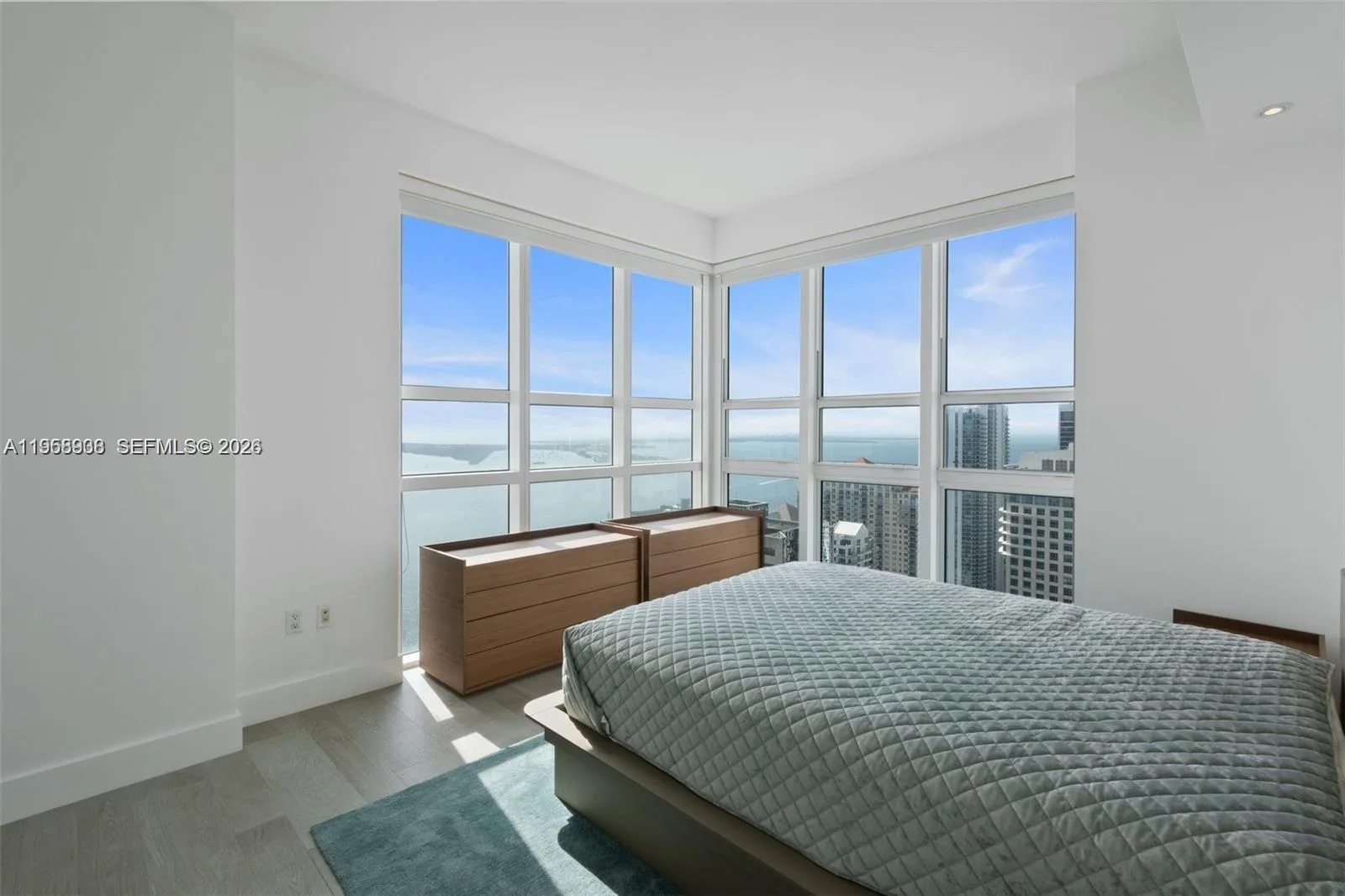 950 Brickell Bay Dr # 4411, Miami, FL 33131 photo 11