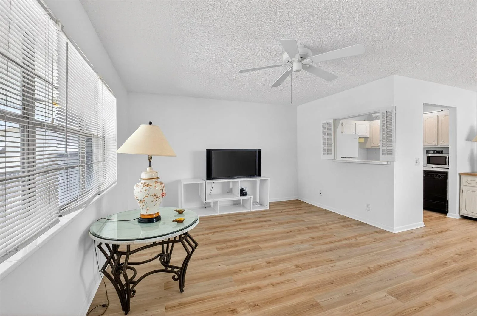 480 Horizon W # 205, Boynton Beach, FL 33435 photo 11