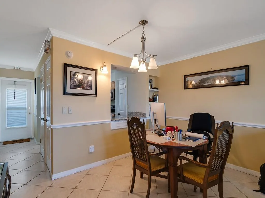 2333 Indian River Boulevard, Vero Beach, FL 32960 photo 7