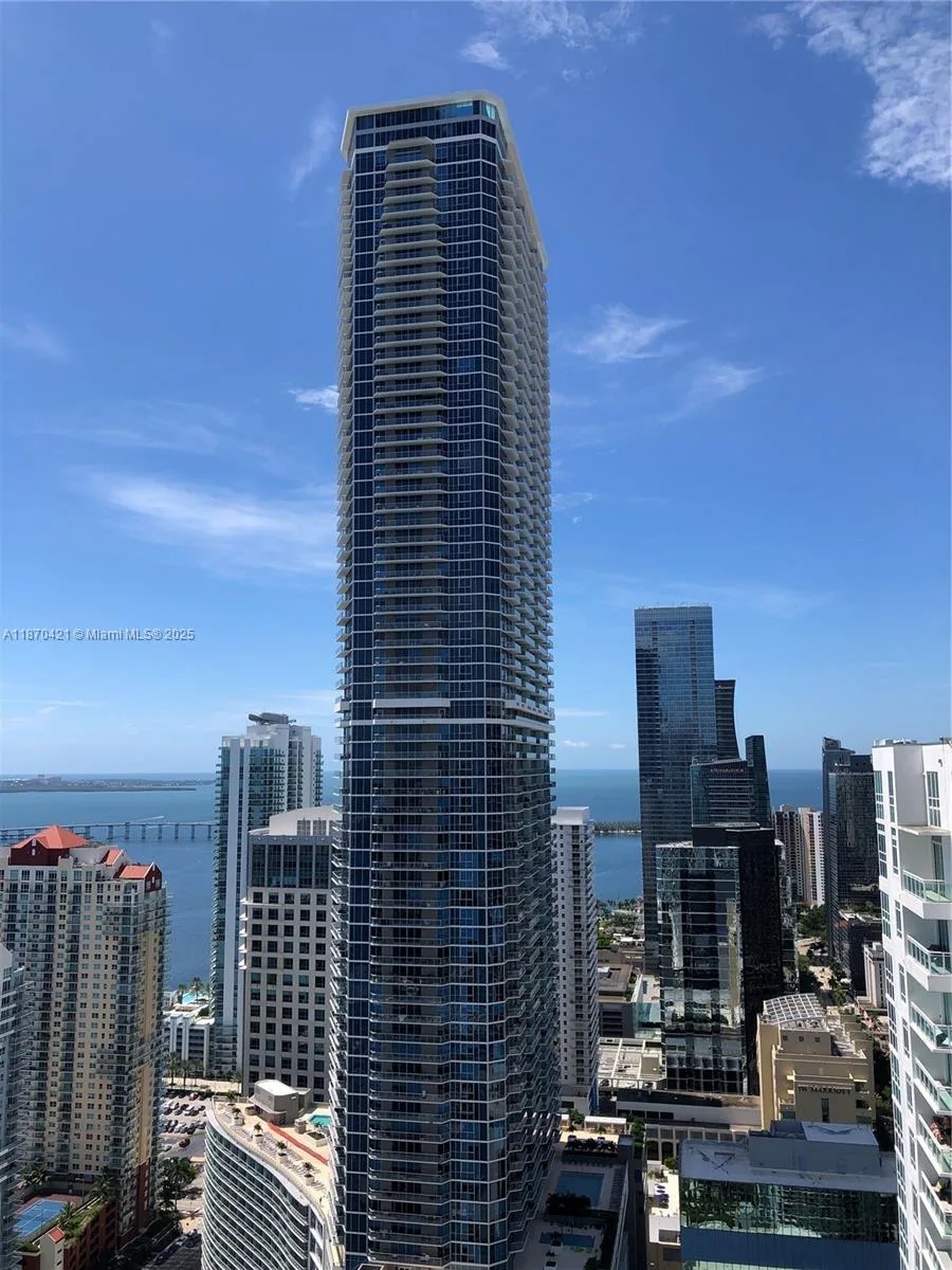 950 Brickell Bay Dr # 4503, Miami, FL 33131 photo 2