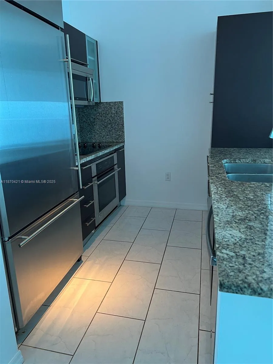 950 Brickell Bay Dr # 4503, Miami, FL 33131 photo 7