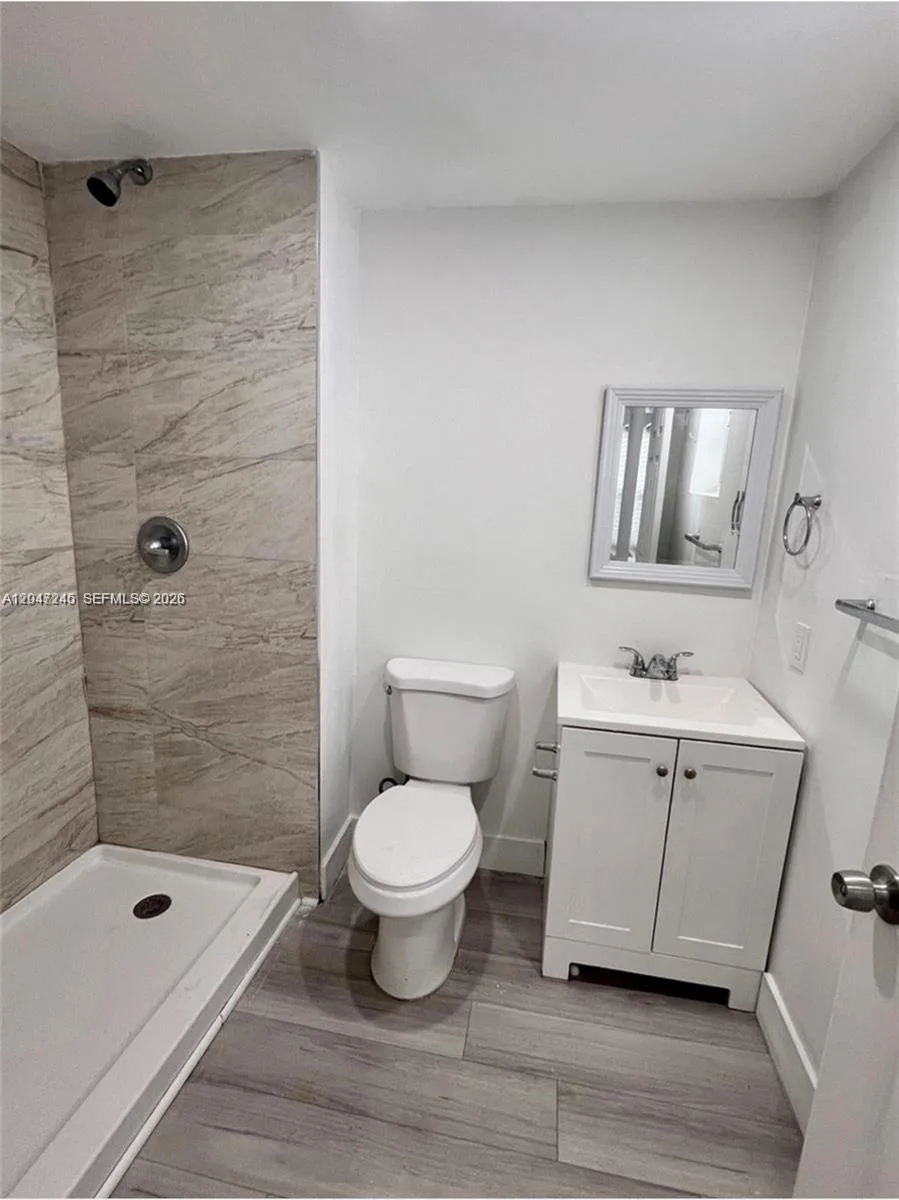 852 SW 13th Ave # 5, Miami, FL 33135 photo 7