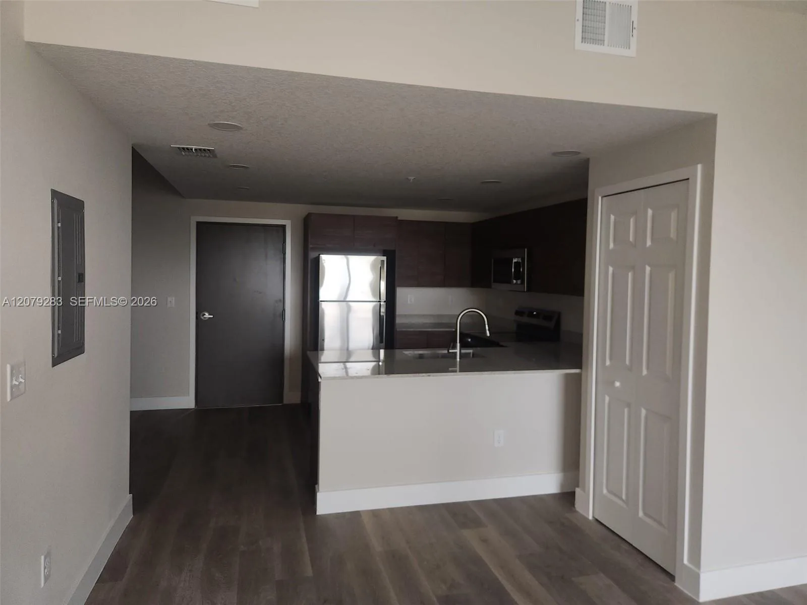 4424 S TEXAS AVE # 220, Orlando, FL 32839 photo 2