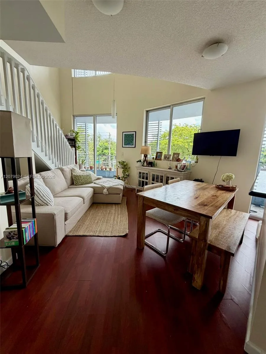 3339 Virginia St # 320, Miami, FL 33133