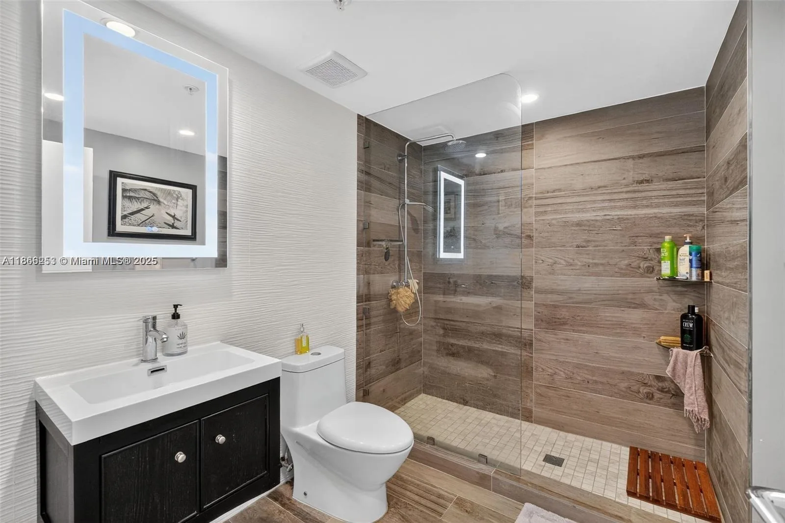 335 S Biscayne Blvd # 3501, Miami, FL 33131 photo 9