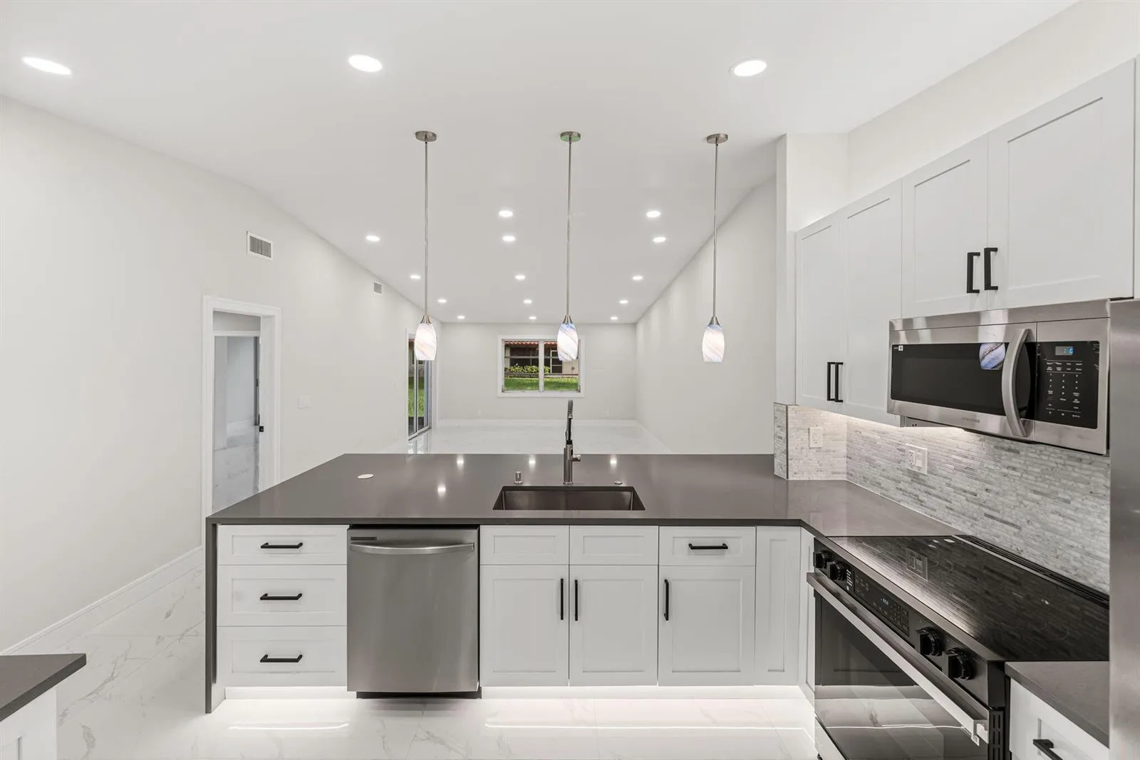6083 MILLINGTON Way, Delray Beach, FL 33484