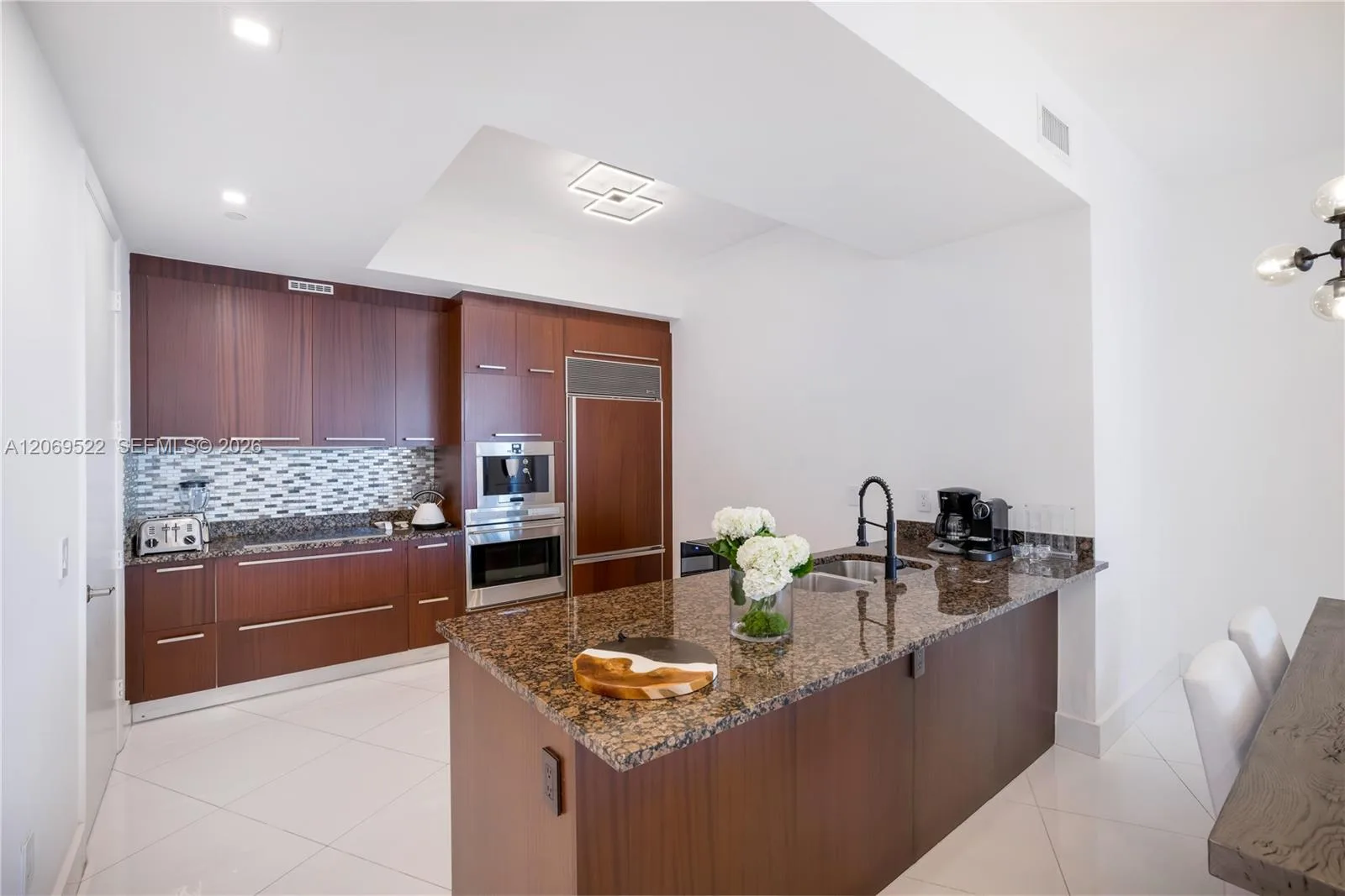 15901 Collins Ave # 707, Sunny Isles Beach, FL 33160 photo 7