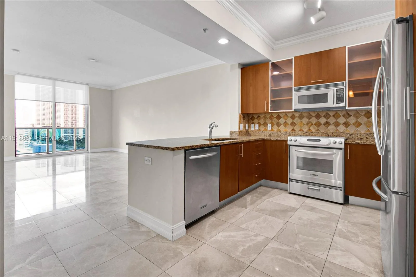 1945 S Ocean Dr # 1410, Hallandale Beach, FL 33009