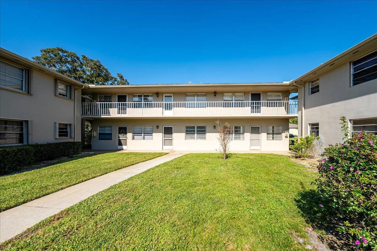 28 Lake Vista Trail # 105, Port St. Lucie, FL 34952