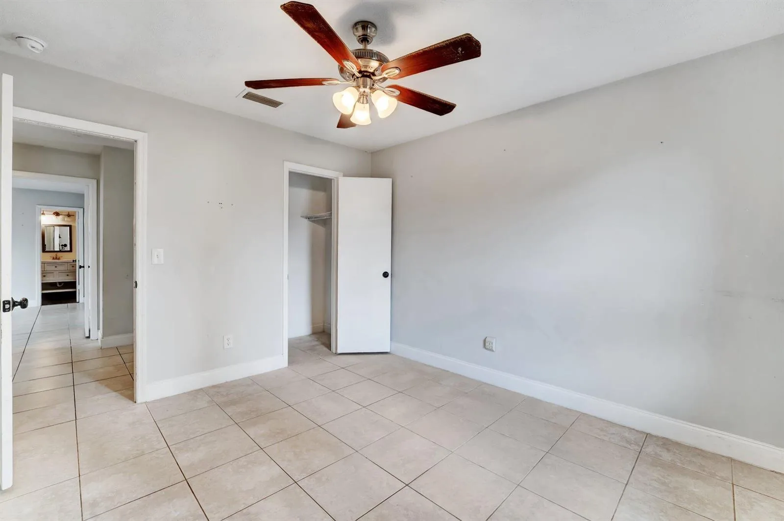 1918 SE Cheltenham Street, Port St. Lucie, FL 34983 photo 13
