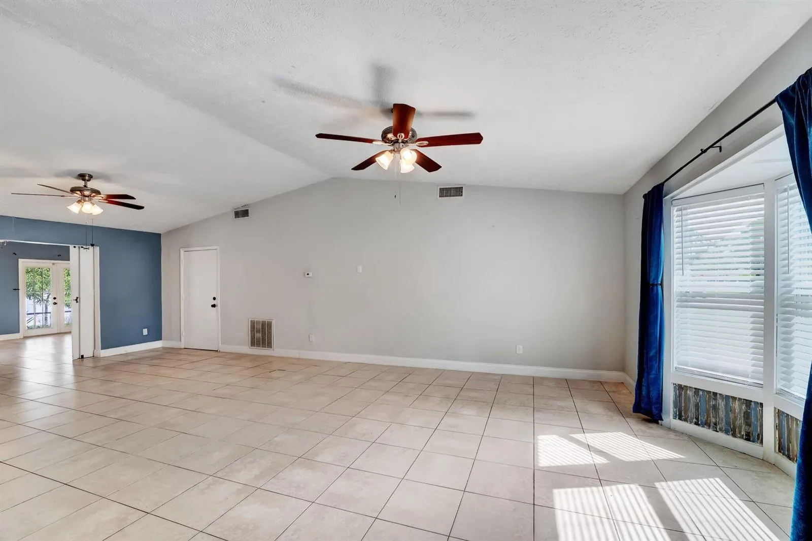 1918 SE Cheltenham Street, Port St. Lucie, FL 34983 photo 5