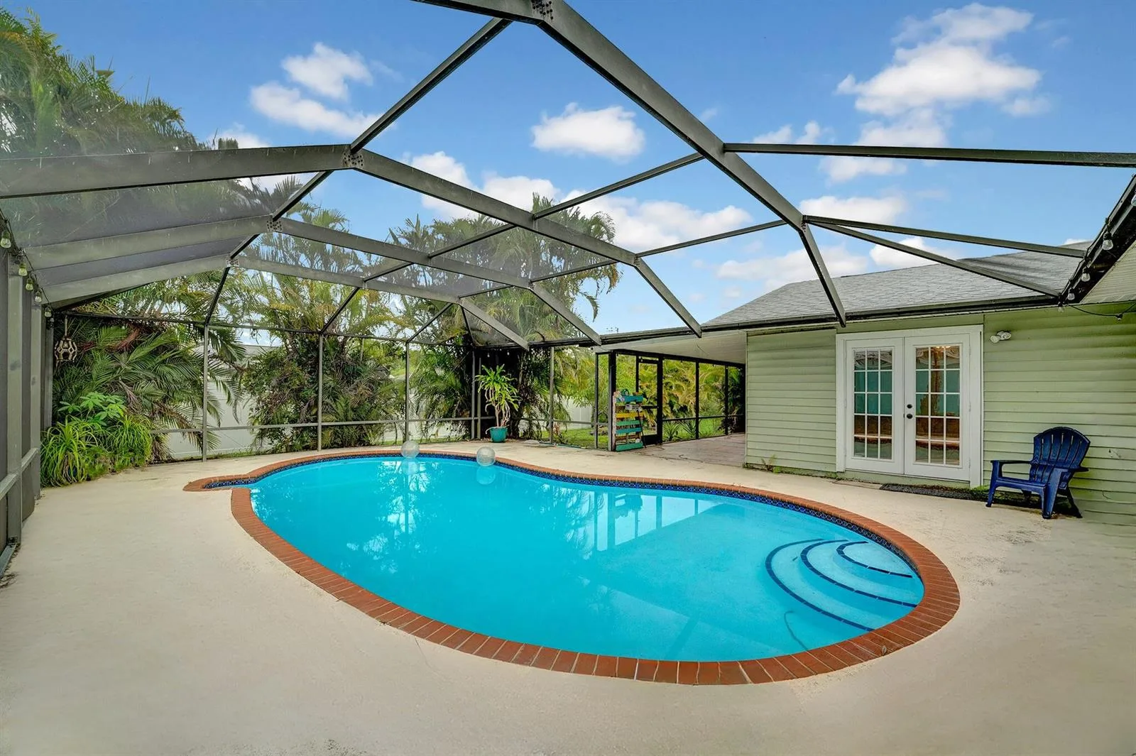 1918 SE Cheltenham Street, Port St. Lucie, FL 34983 photo 9