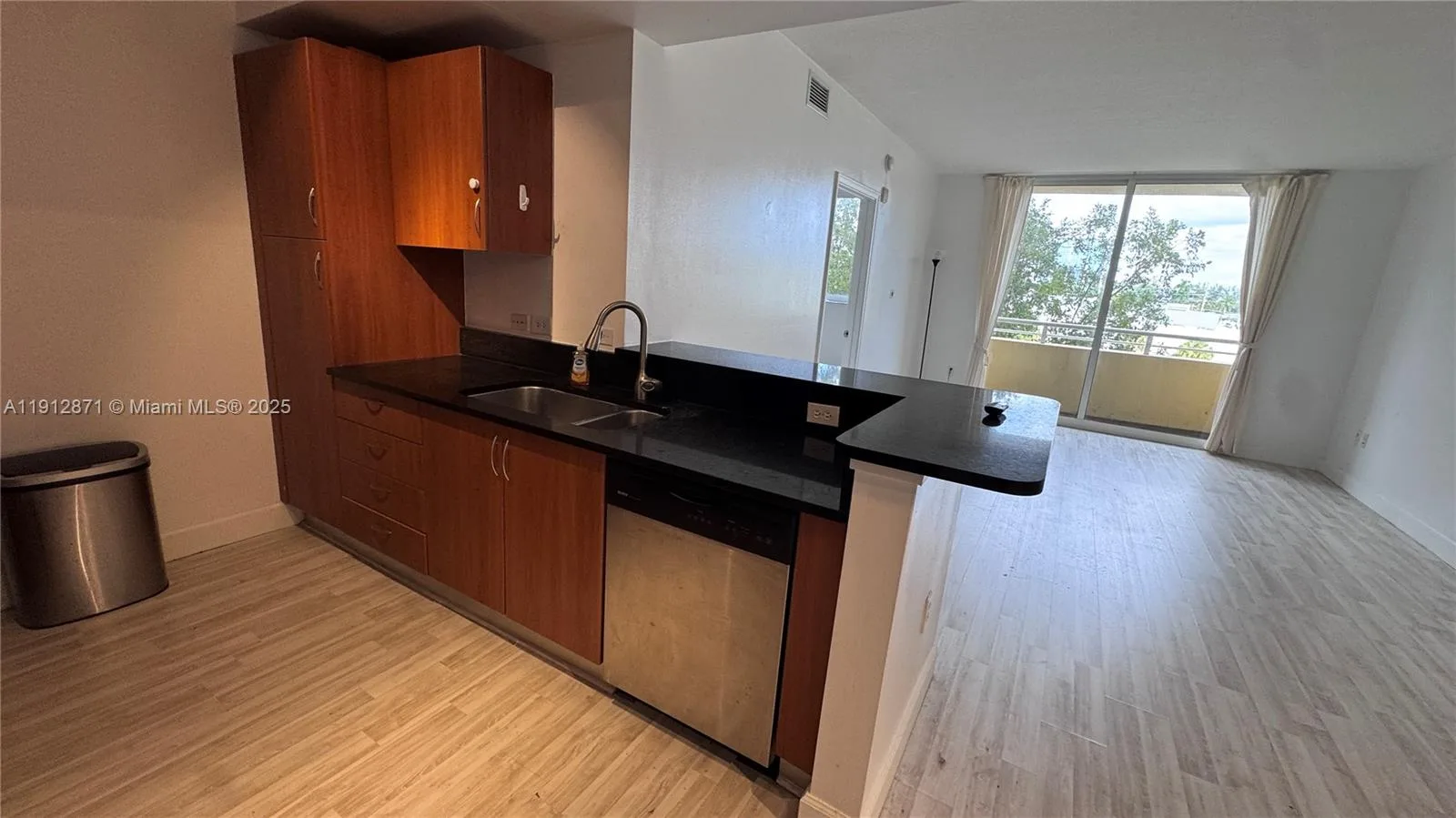 18800 NE 29th Ave # 303, Aventura, FL 33180 photo 10