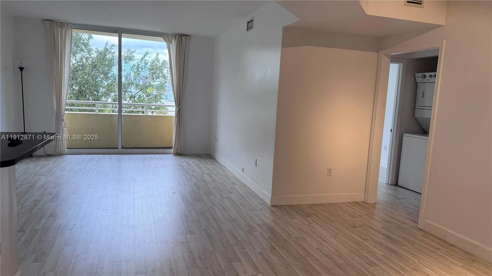 18800 NE 29th Ave # 303, Aventura, FL 33180 photo 2