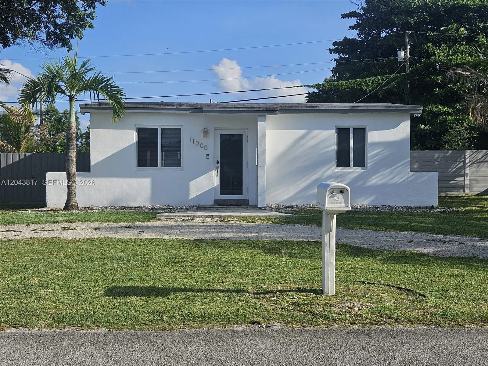 11000 SW 219th St, Miami, FL 33170