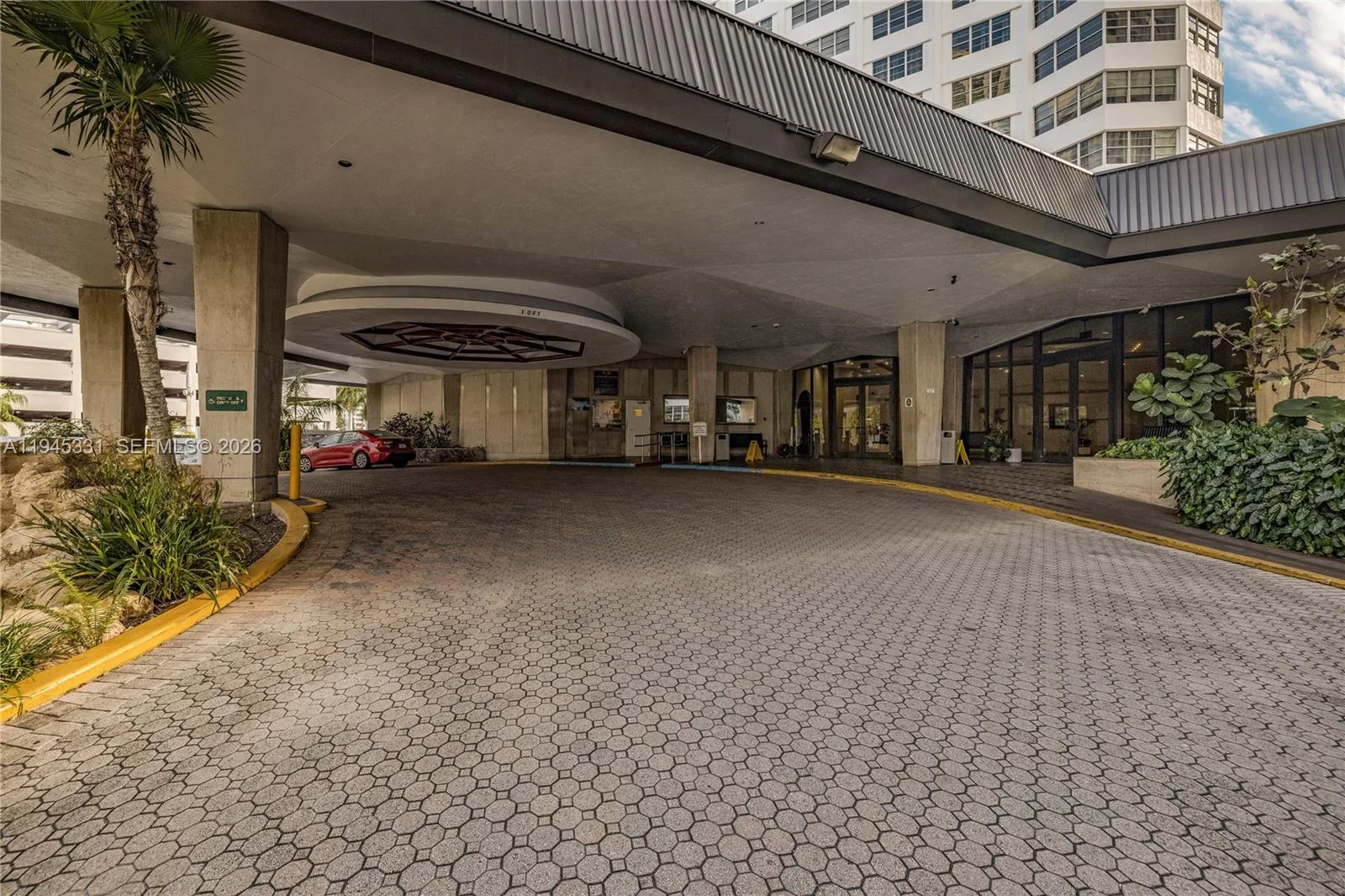 801 Brickell Bay Dr # 1262, Miami, FL 33131 photo 3