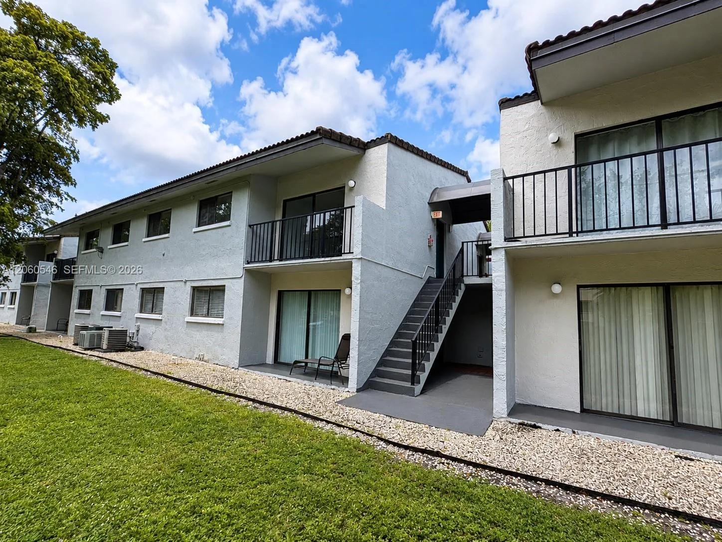 7095 NW 179th St # 209, Hialeah, FL 33015