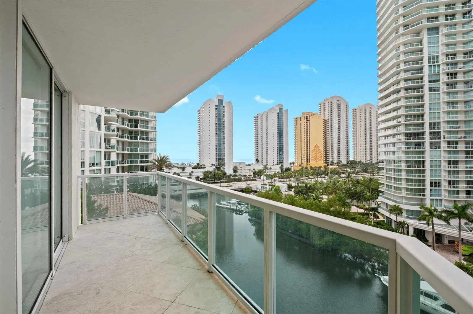 200 Sunny Isles Boulevard # 2-806, Sunny Isles Beach, FL 33160