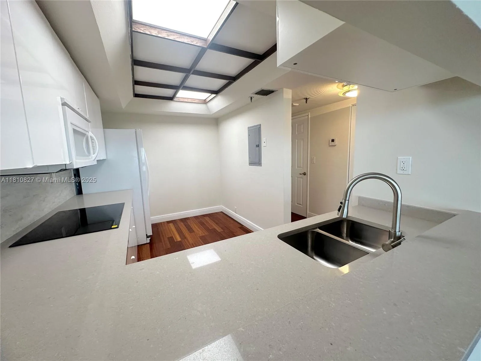 520 Brickell Key Dr # A811, Miami, FL 33131 photo 12