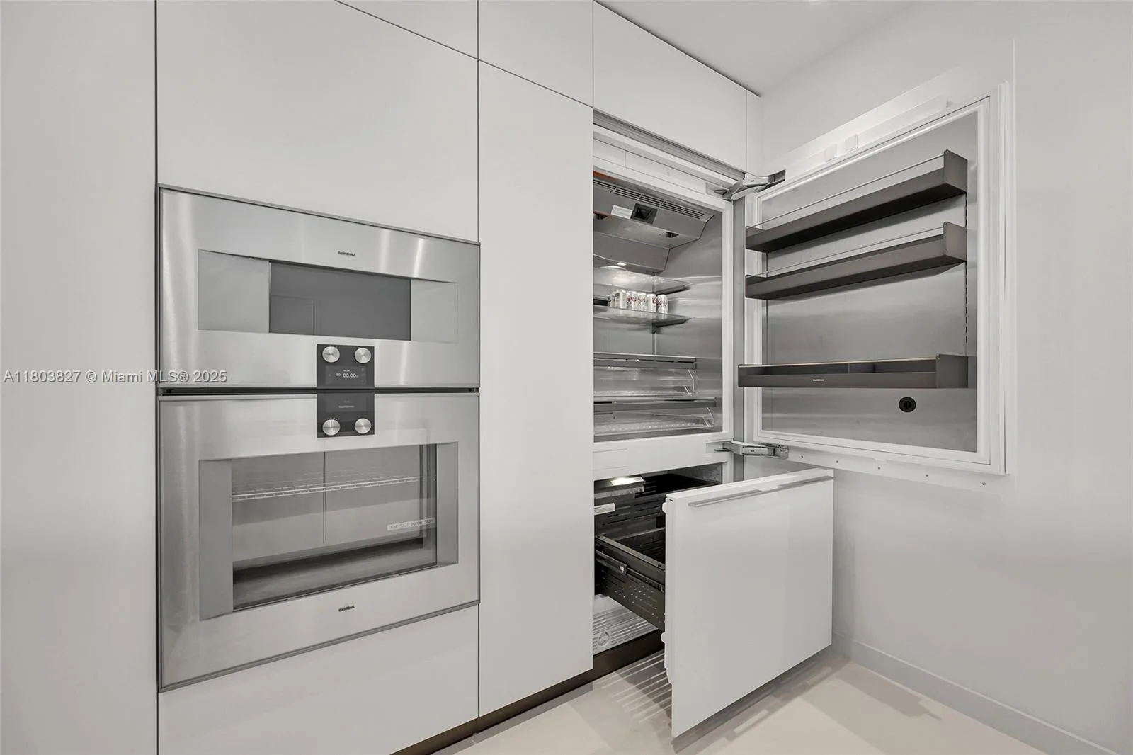 300 Biscayne Blvd Way # 2909, Miami, FL 33131 photo 5