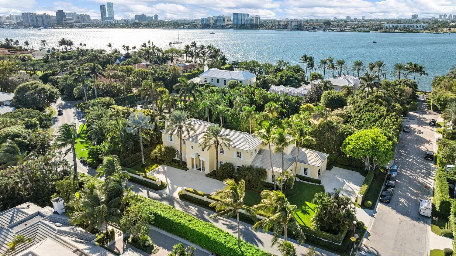 510 N Lake Way, Palm Beach, FL 33480 photo 2