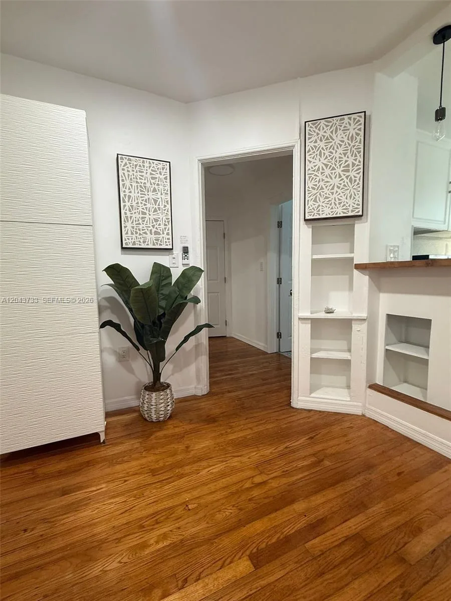 528 NE 70th St # Top, Miami, FL 33138 photo 11