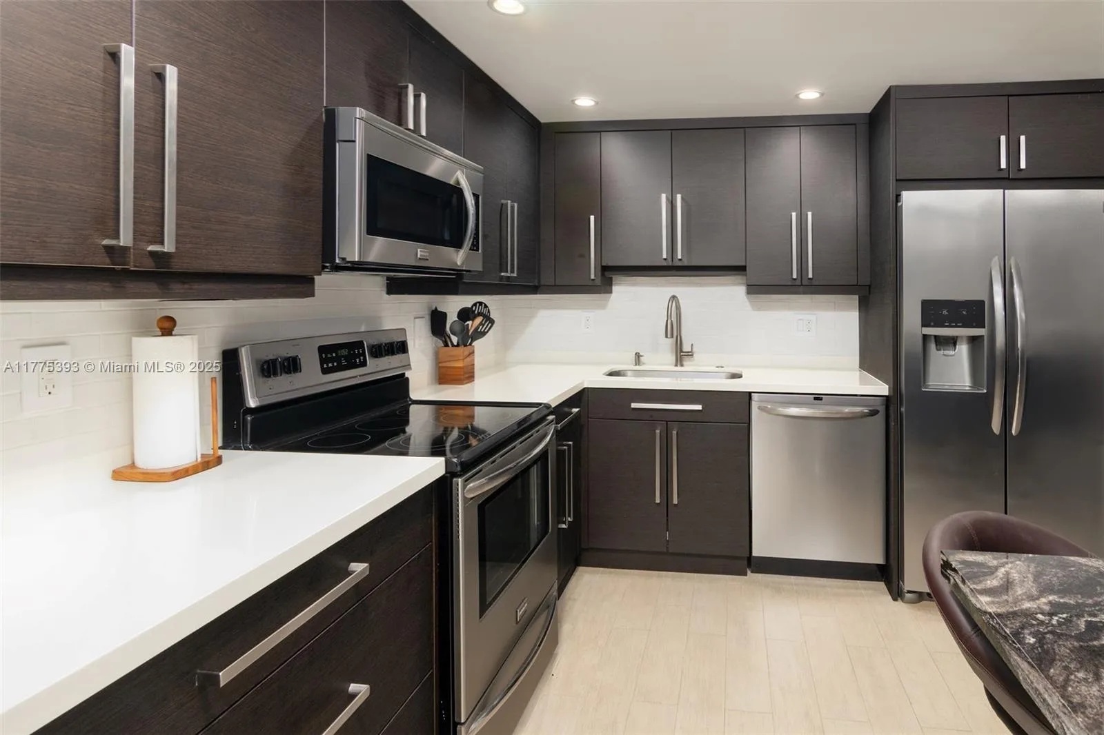 2301 S Ocean Dr # 1107, Hollywood, FL 33019 photo 4