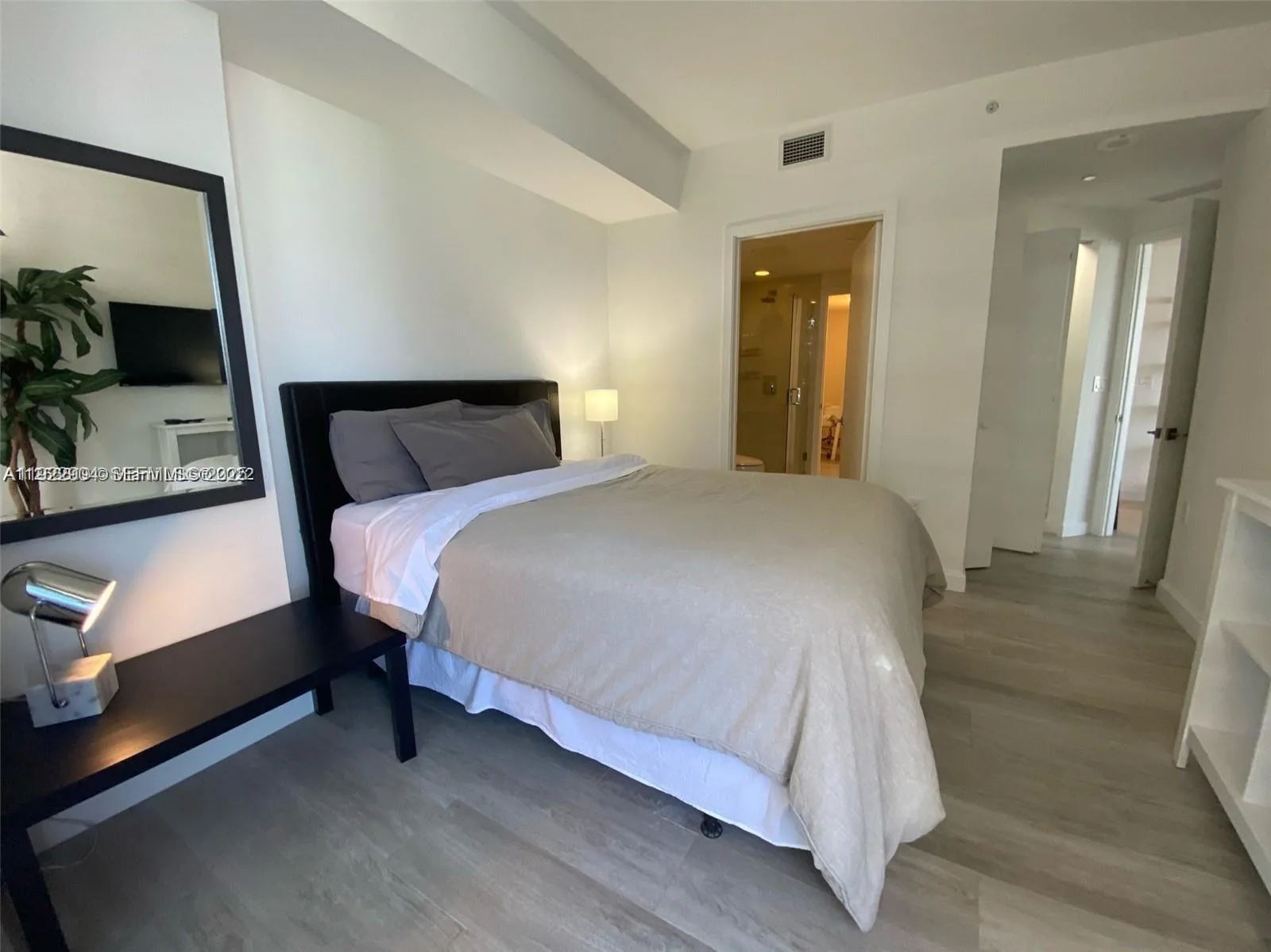 55 SW 9th St # 3001, Miami, FL 33130 photo 13