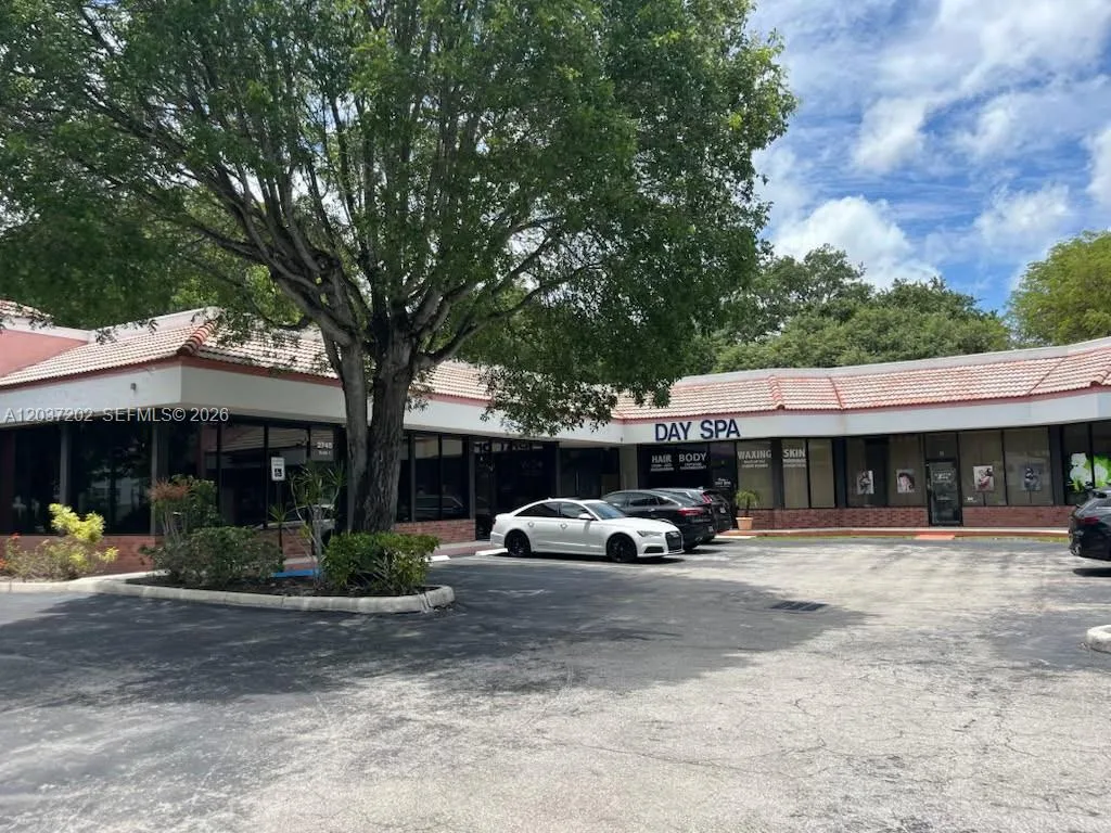 2745 W Hillsboro Blvd # 5, Deerfield Beach, FL 33442