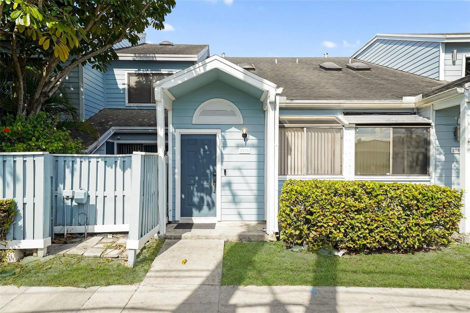 2029 Winners Circle # 2029, North Lauderdale, FL 33068