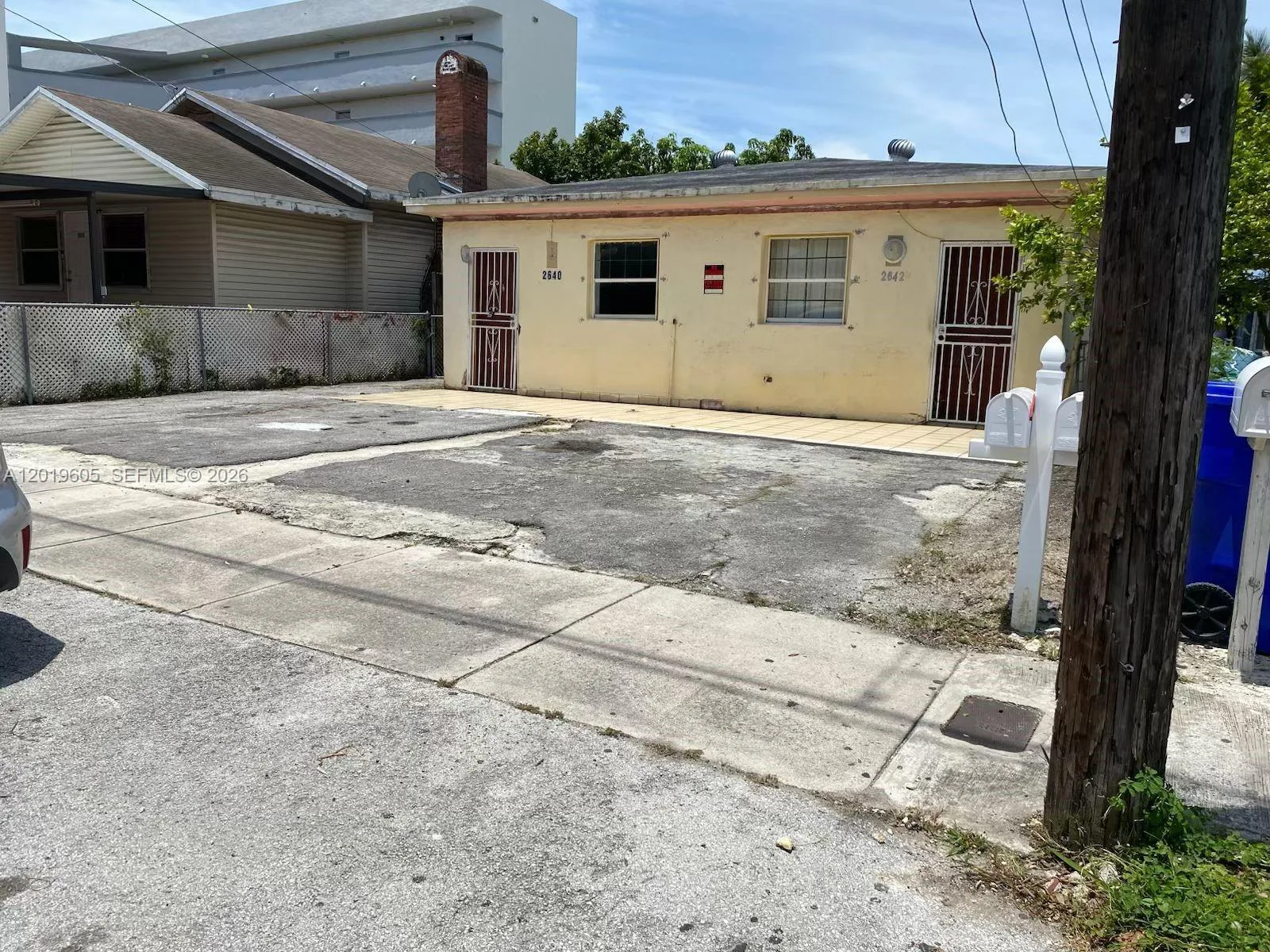 2640 NW 23rd Ct, Miami, FL 33142 photo 2