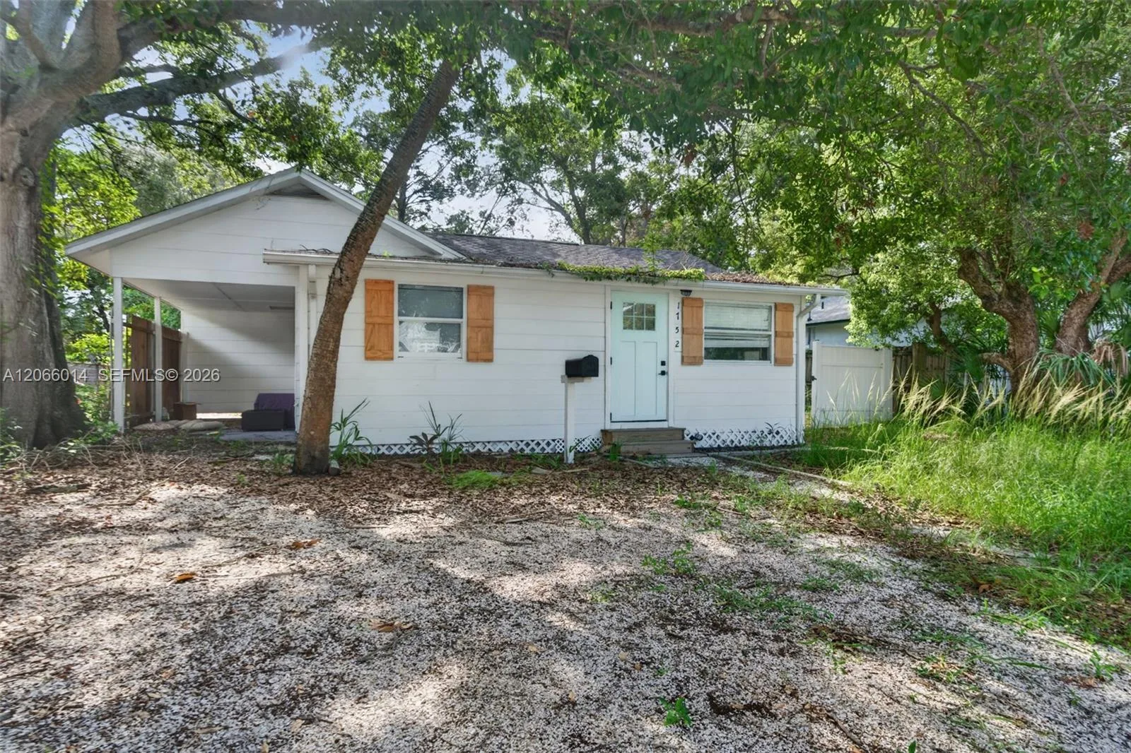1752 42nd St S, St Petersburg, FL 33711 photo 2
