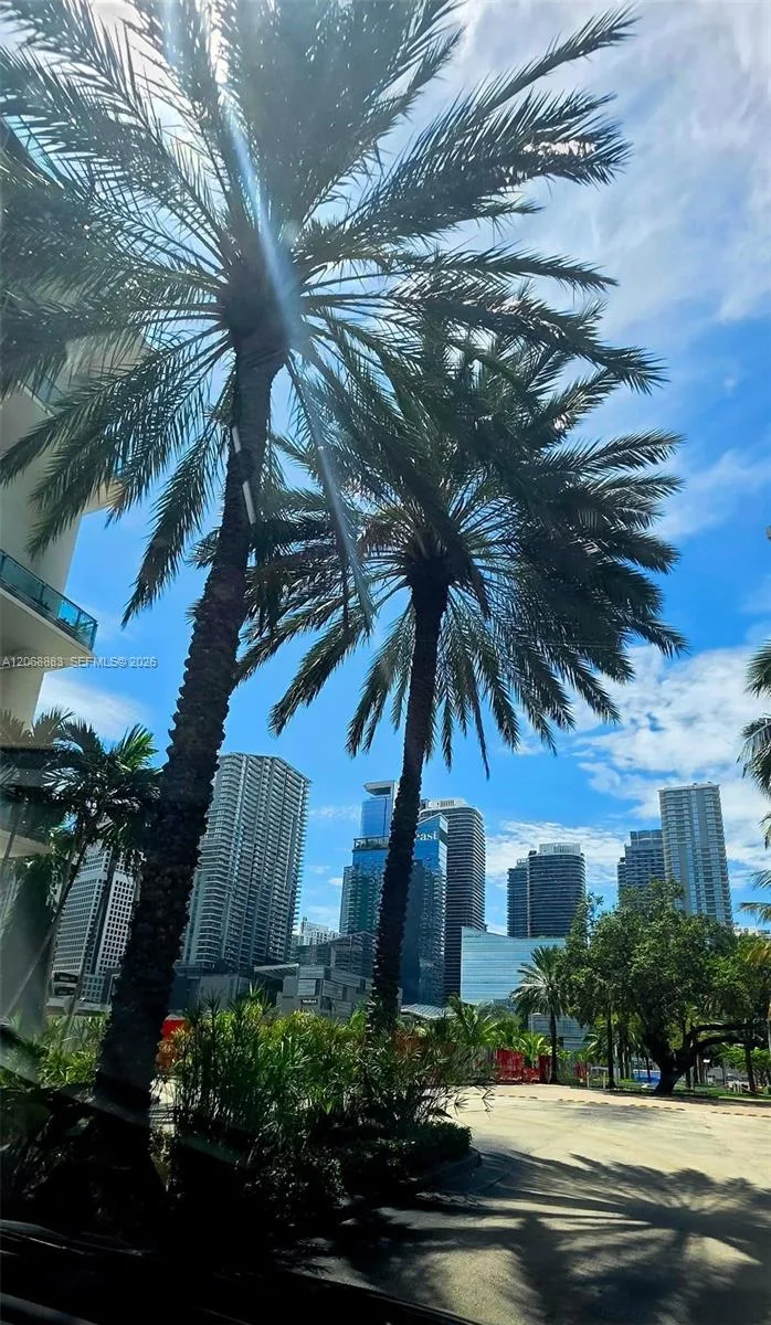 350 S Miami Ave # 3213, Miami, FL 33130 photo 4