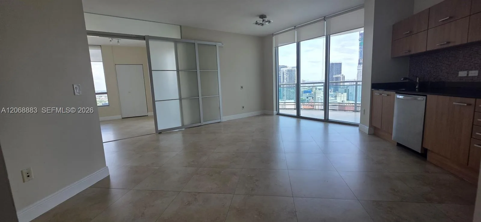 350 S Miami Ave # 3213, Miami, FL 33130 photo 9