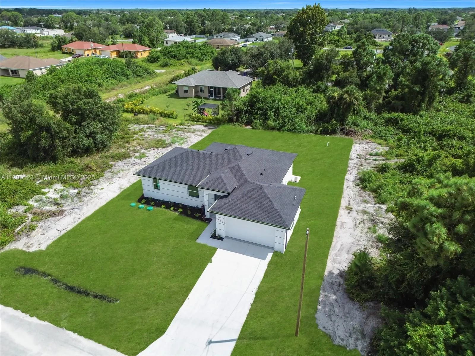 3803 SW 6th St, Lehigh Acres, FL 33976 photo 2